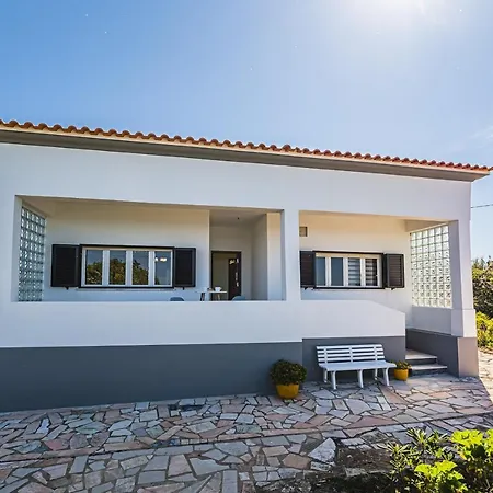 Casa à Beira Mar - With Ocean View * São Pedro da Cadeira