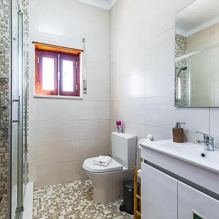 Casa A Beira Mar - With Ocean View São Pedro da Cadeira